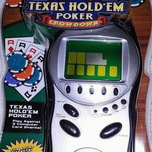 Ultimate Texas Hold 'Em POKER Showdown Hand Held Game NEW